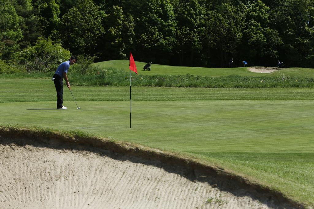 Mercure Newcastle George Washington Hotel Golf & Spa Εξωτερικό φωτογραφία